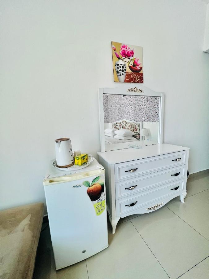Private Room In 2Br Apartment Dubai Exterior foto